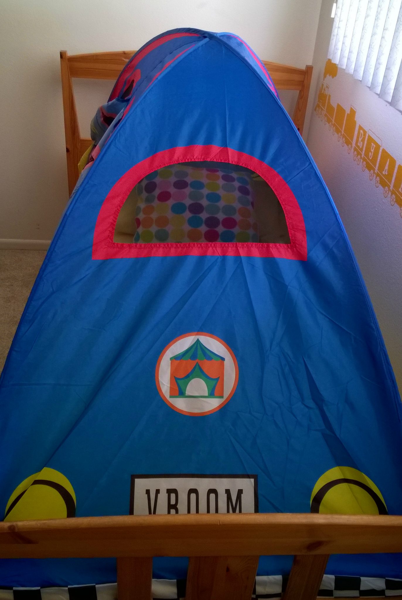 Creating a Fun Kid's Bedroom with Pacific Play Tent